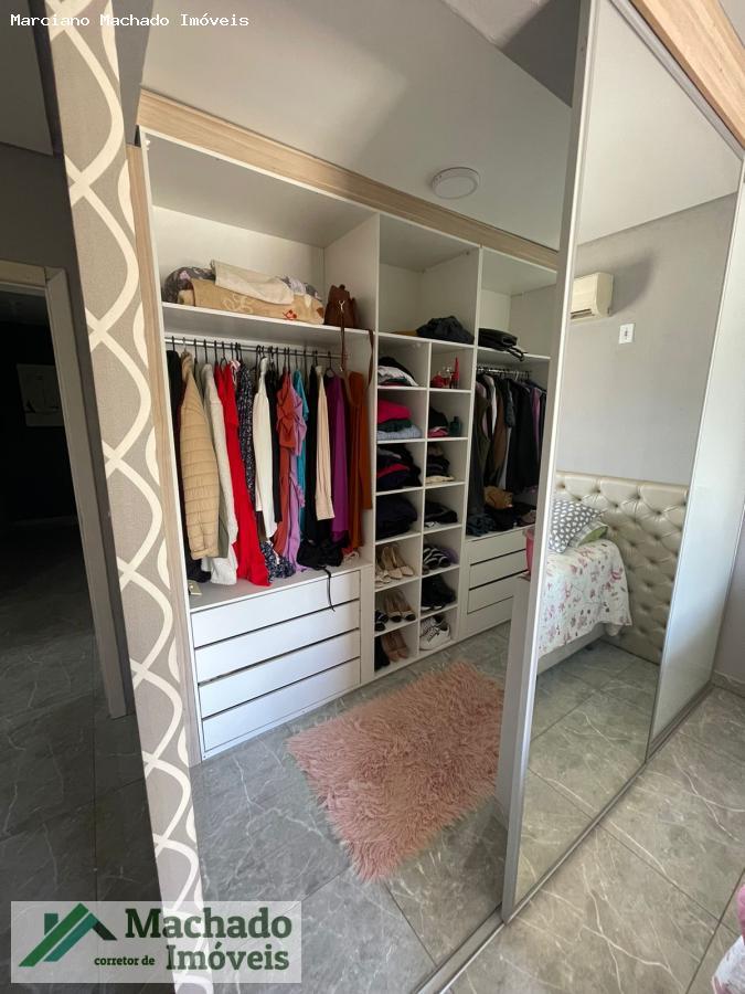 Casa, 6 quartos, 260 m² - Foto 27